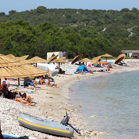 Apartments With A Parking Space Sali, Dugi Otok - 8172 Ngoại thất bức ảnh